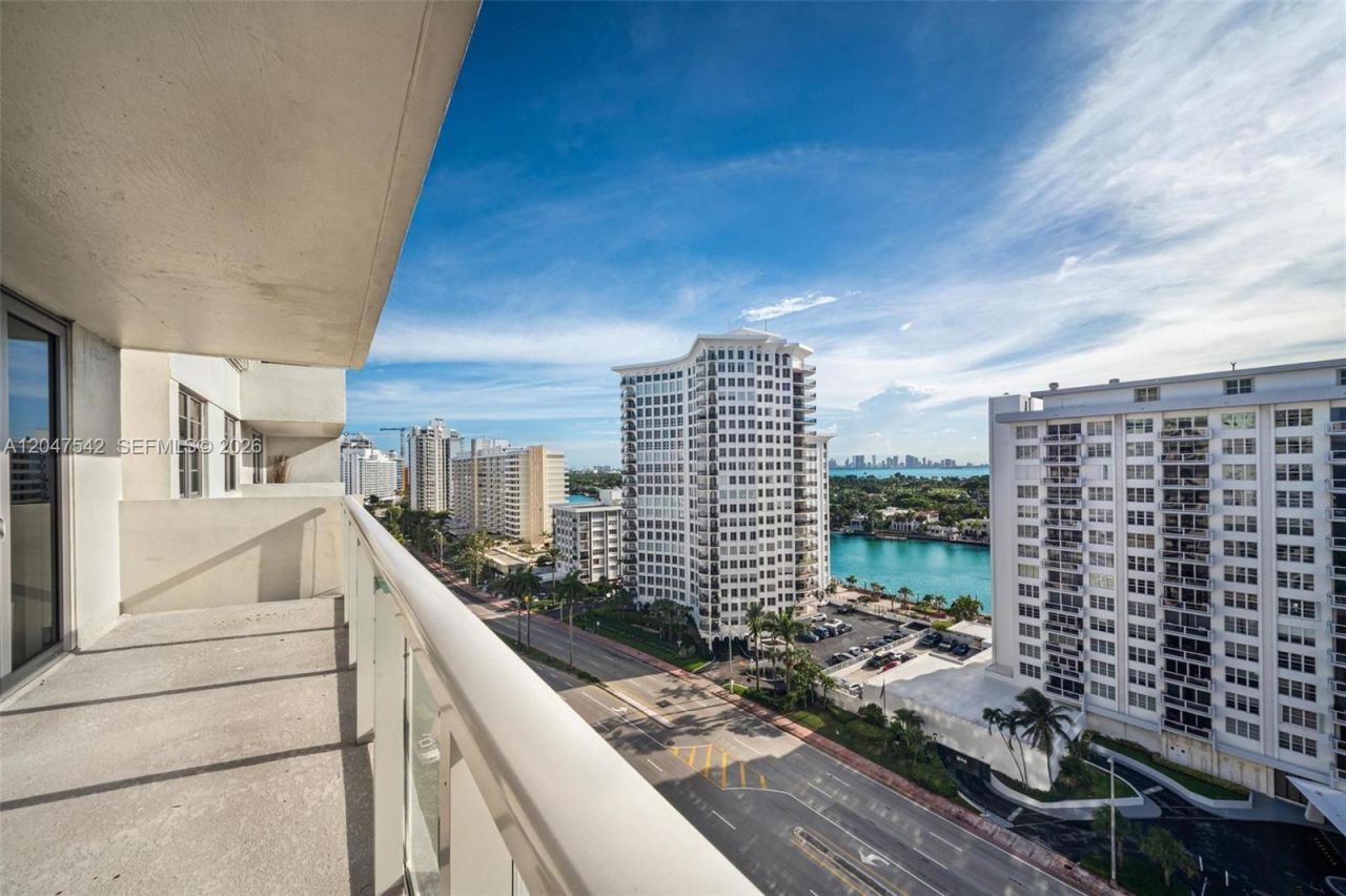 5701 Collins Ave , Unit 1415, Miami Beach, FL 33140 Photo
