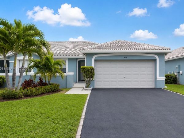 4152 Pine Ridge Ln , Weston, FL 33331