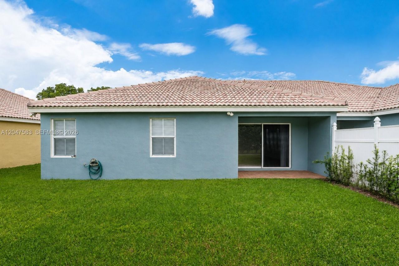 4152 Pine Ridge Ln , Weston, FL 33331 Photo