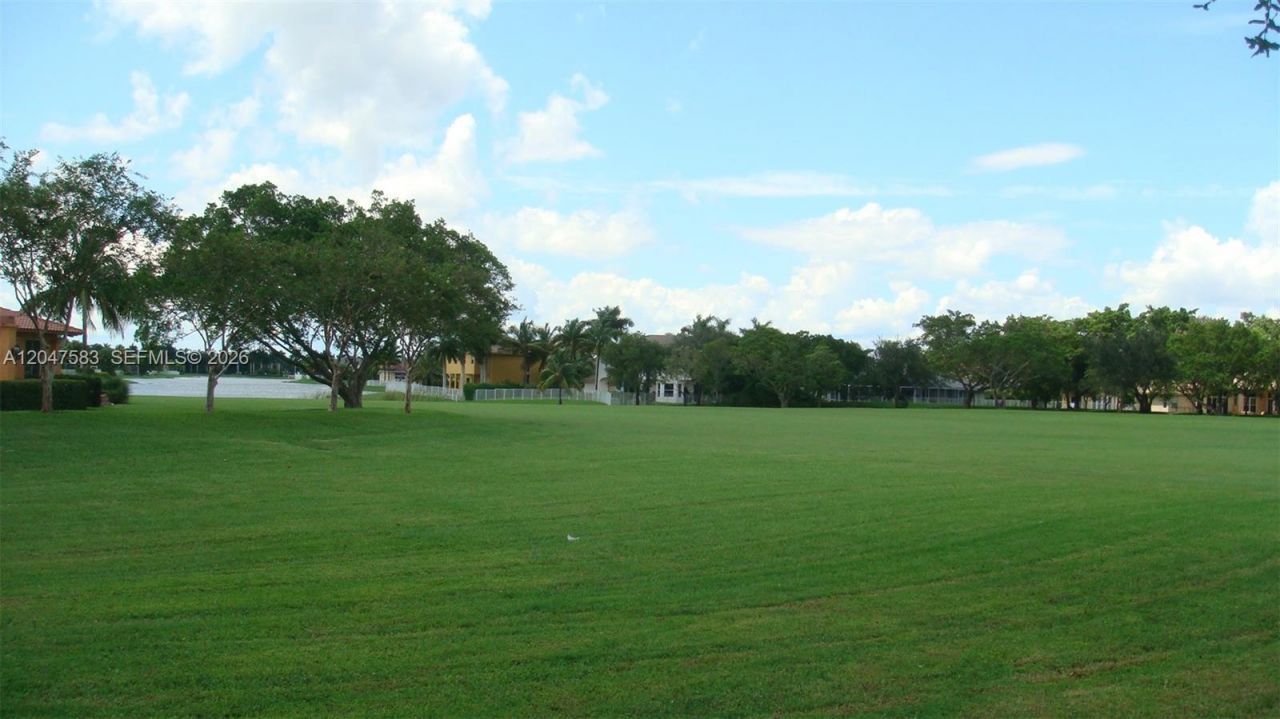 4152 Pine Ridge Ln , Weston, FL 33331 Photo