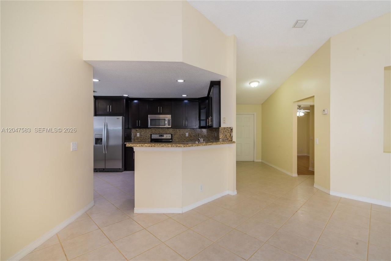 4152 Pine Ridge Ln , Weston, FL 33331 Photo