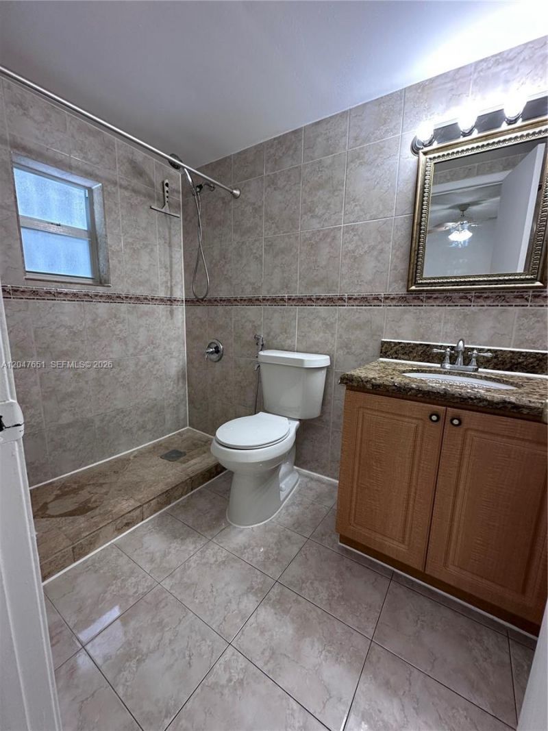 3743 SW 28th St , Unit 3743, Miami, FL 33134 Photo