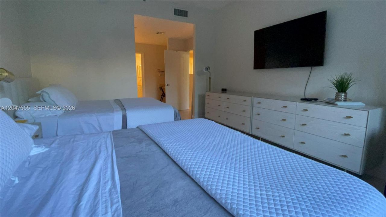 151 Crandon Blvd , Unit 236, Key Biscayne, FL 33149 Photo