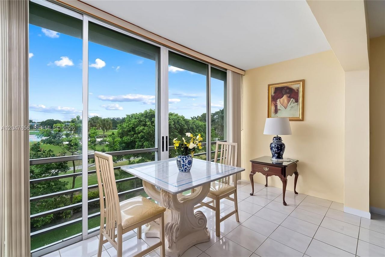 4500 Gefion Ct , Unit 304, Lake Worth, FL 33467 Photo