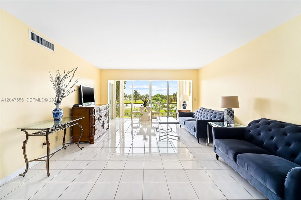 4500 Gefion Ct , Unit 304, Lake Worth, FL 33467 Photo