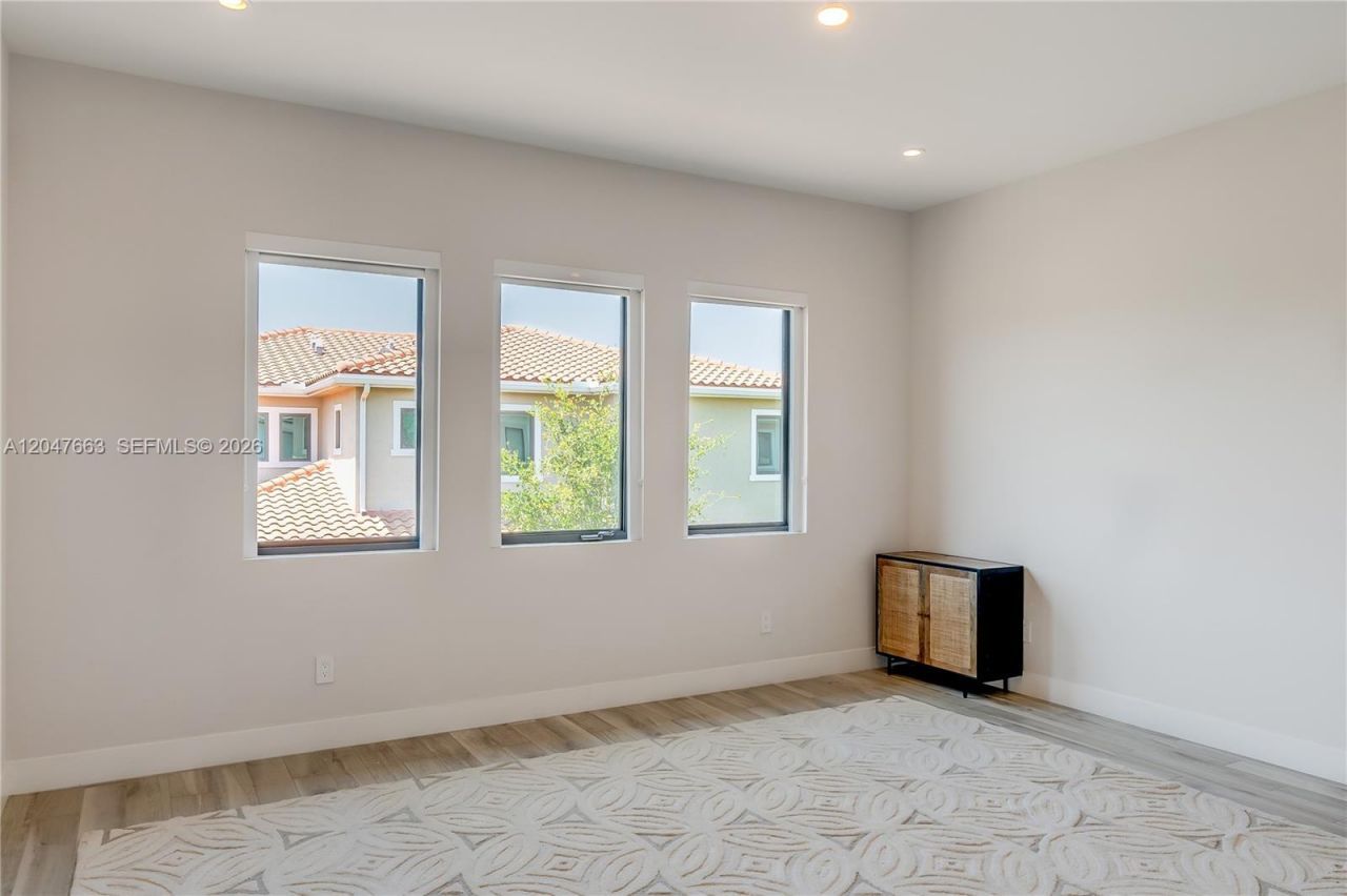 3412 Emerson Ln , Hollywood, FL 33312 Photo
