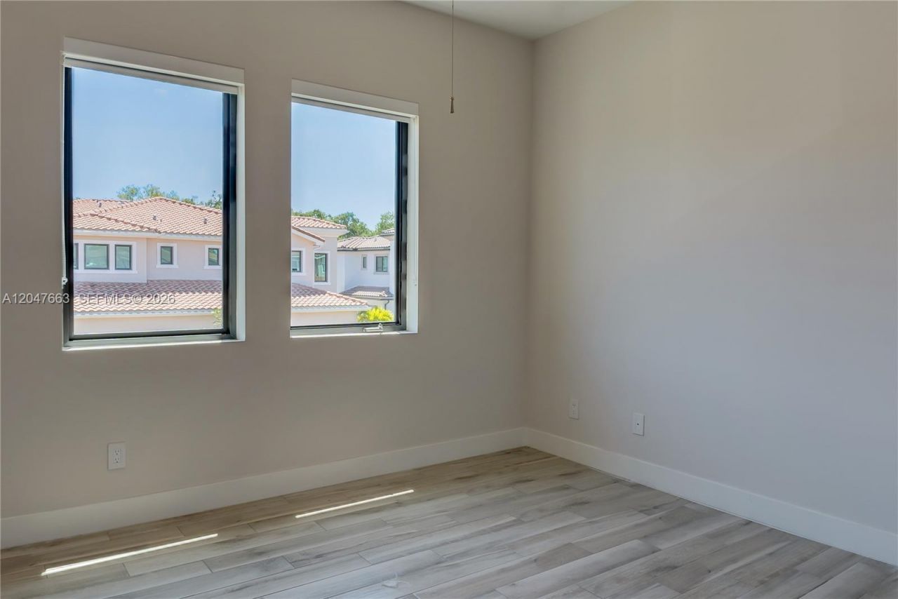 3412 Emerson Ln , Hollywood, FL 33312 Photo