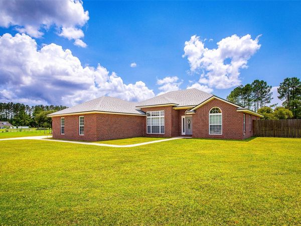 44635 GREEN MEADOWS Lane , Callahan, FL 32011
