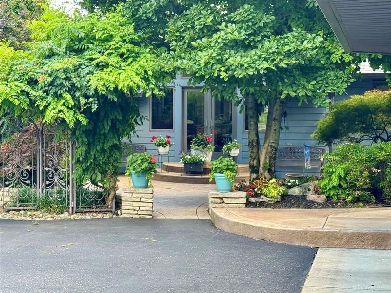 4309 Alleghany Trail, Jamestown, OH 45335 Photo 3