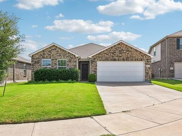 9121 Lookout Point, Fort Worth, TX 76179