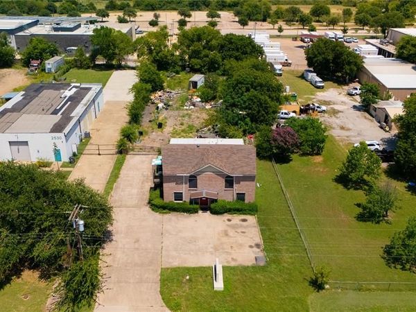 2526 Hullette Avenue, Lancaster, TX 75134