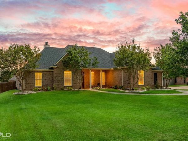 212 Woodrun Place, Bossier City, LA 71111