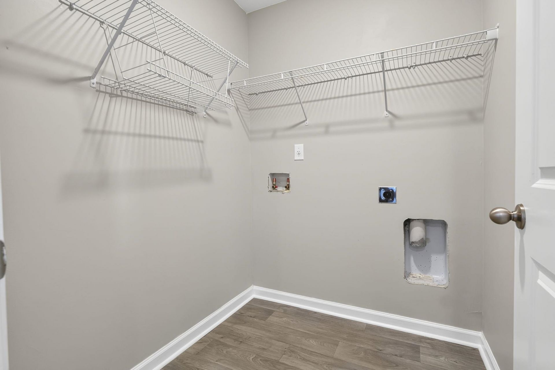 408 Sage Cedar Place Photo 11