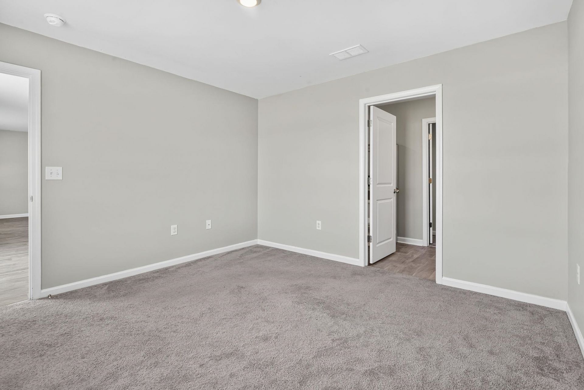 408 Sage Cedar Place Photo 18