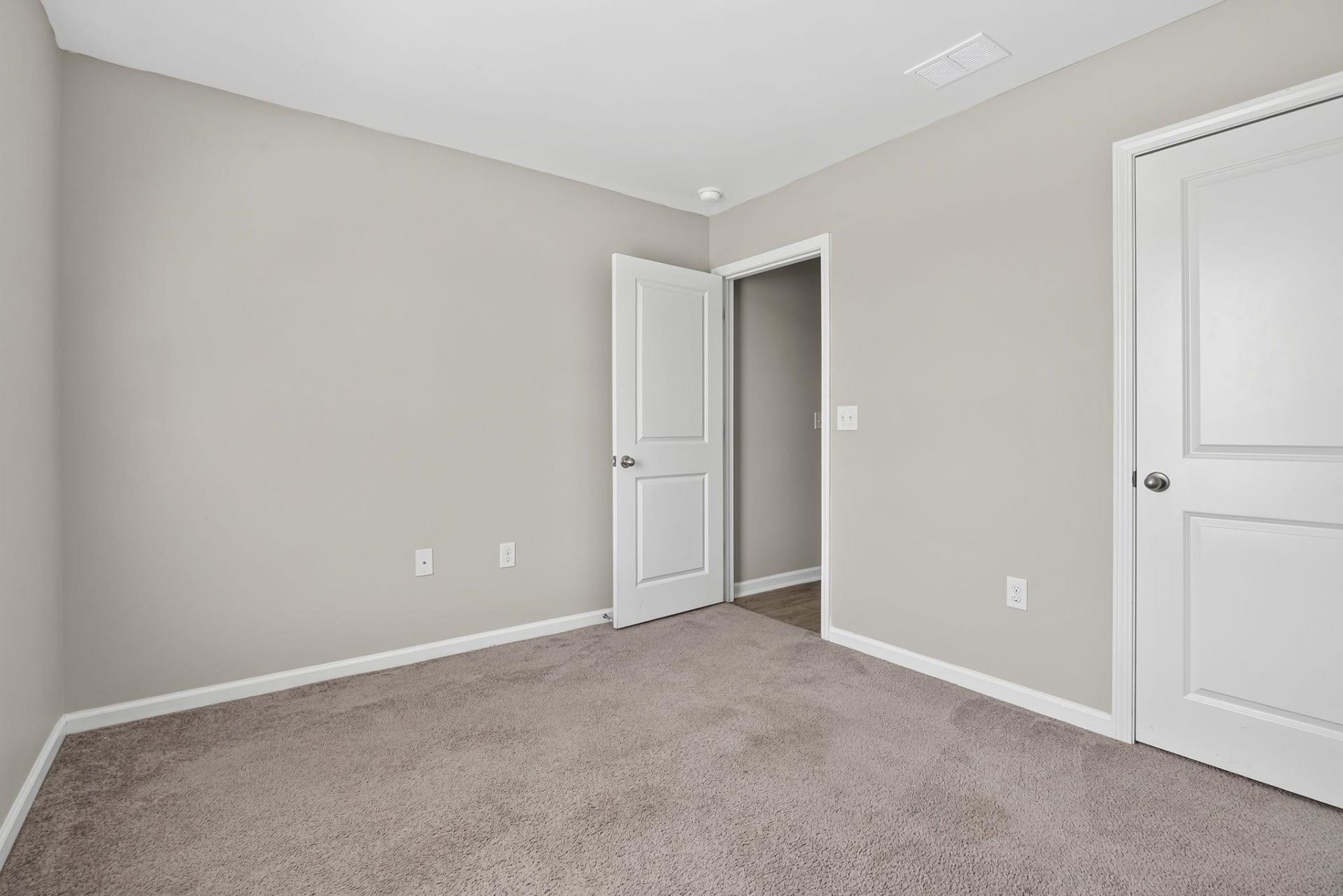 408 Sage Cedar Place Photo 24