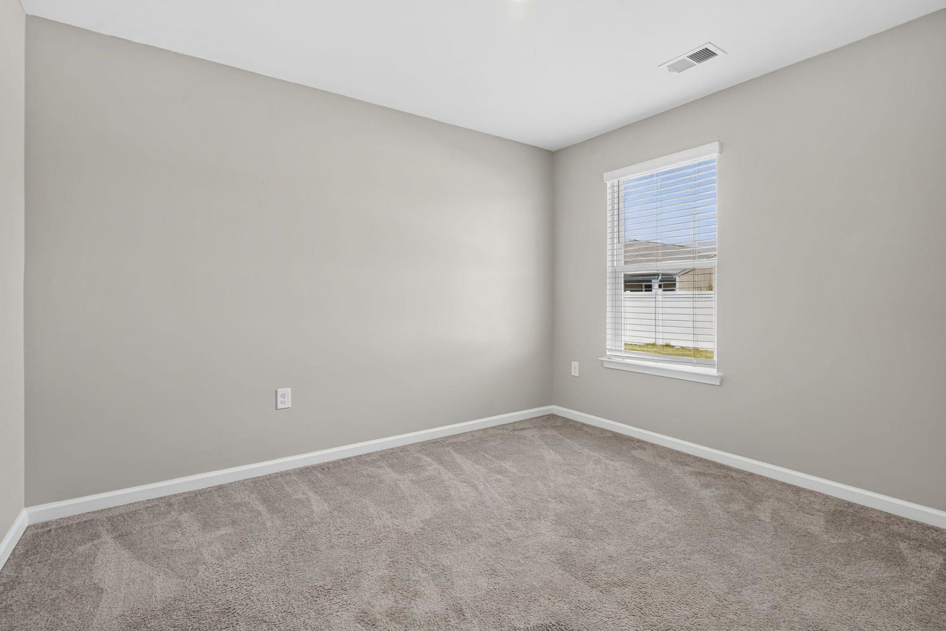 408 Sage Cedar Place Photo 26