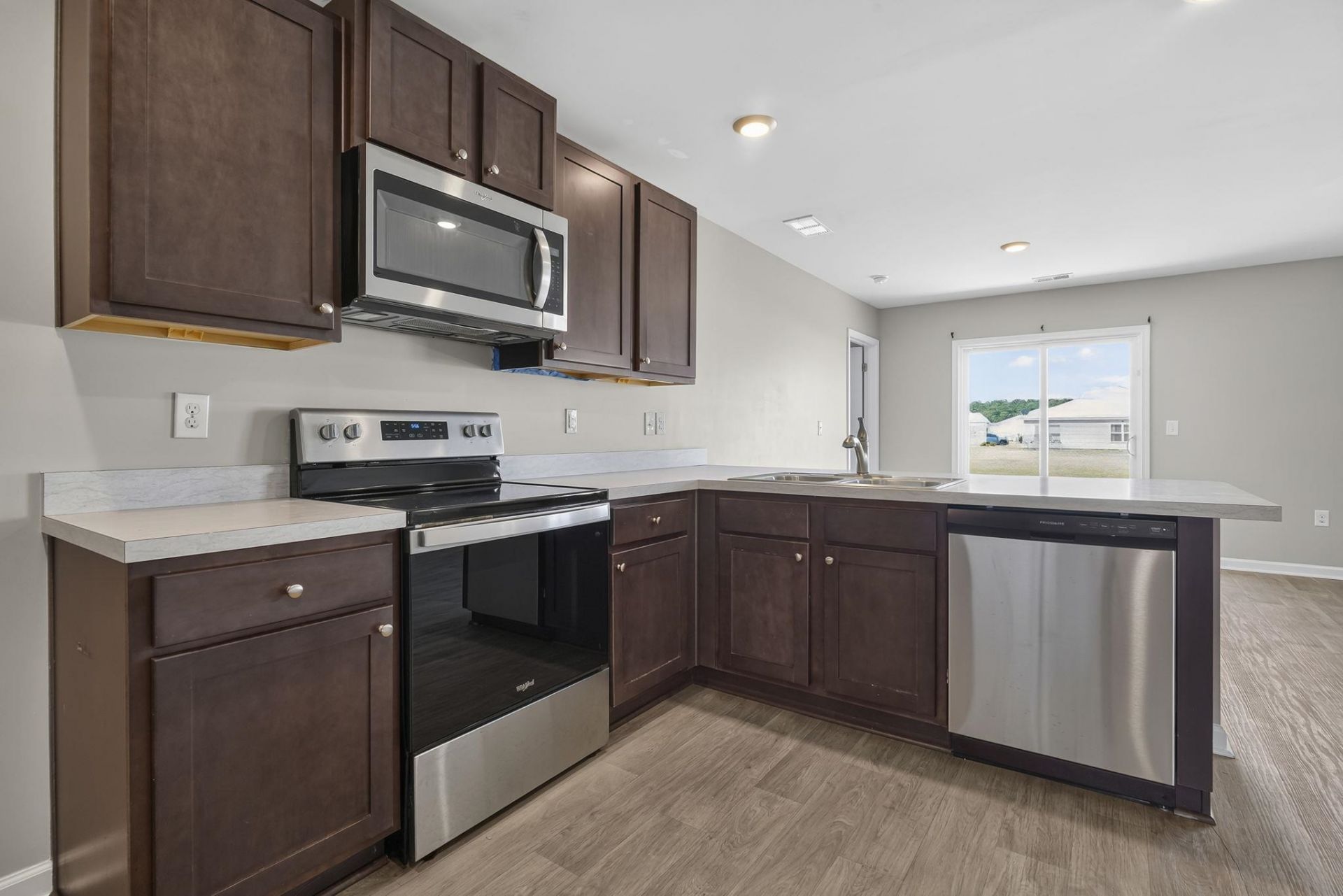 408 Sage Cedar Place Photo 7