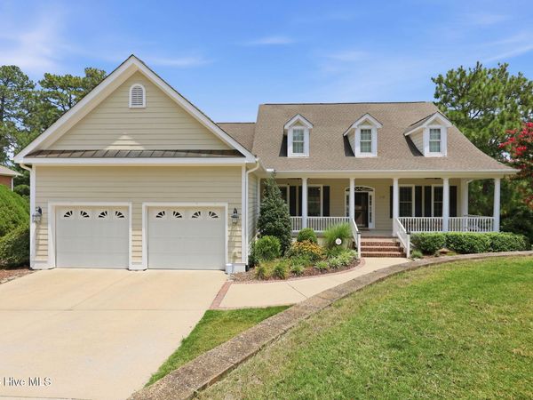 112 Steeplechase Way , Southern Pines, NC 28387