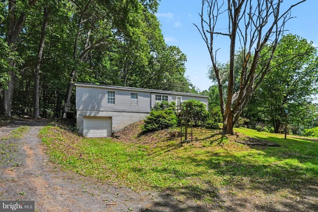 1290 BUCKWHEAT ROAD, MILLERSTOWN, PA 17062