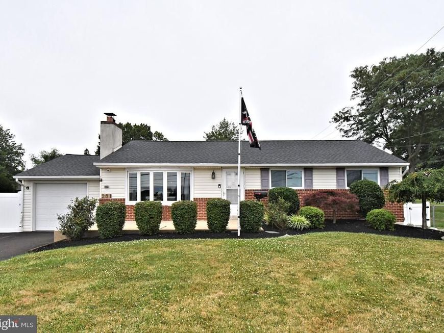 261 Valley Road, Warminster, PA 18974 Main Photo