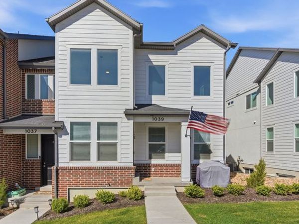 1039 N WAYNE DR , Saratoga Springs, UT 84045