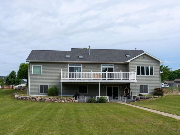 1081 Bundy Drive, Lake Isabella, MI 48893