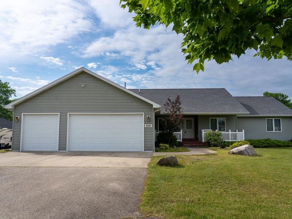 1081 Bundy Road, Lake Isabella, MI 48893