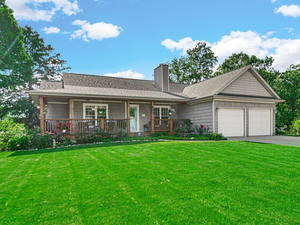 1806 Washington Street , Valparaiso, IN 46383