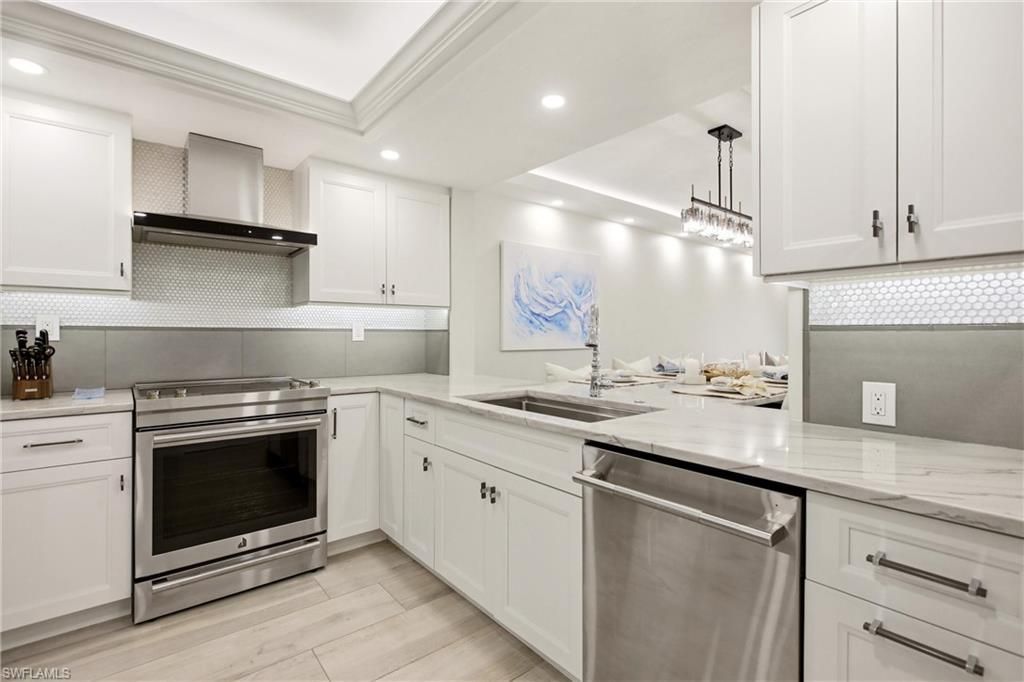 6300 Pelican Bay Blvd , Unit 103, Naples, FL 34108 Photo
