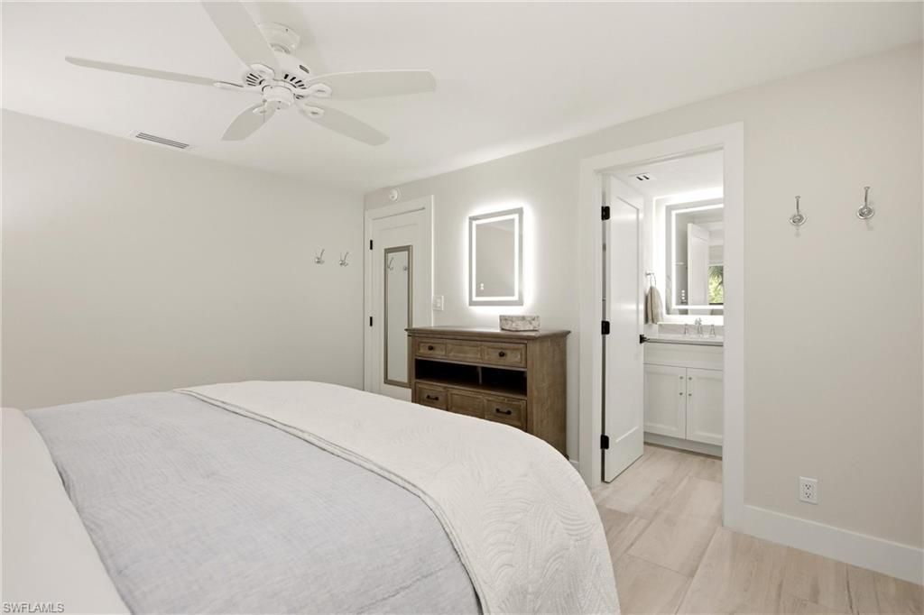 6300 Pelican Bay Blvd , Unit 103, Naples, FL 34108 Photo