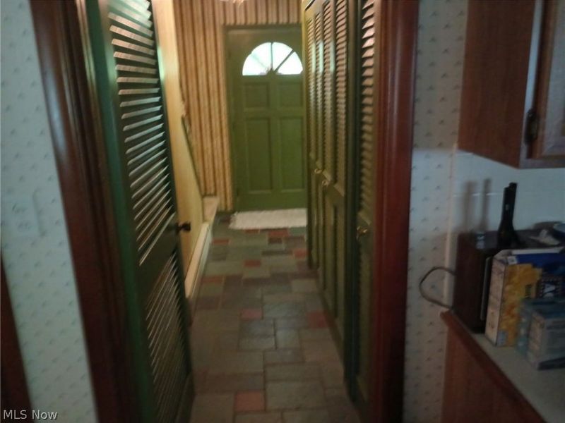 24500 Westwood Road, Westlake, OH 44145 Photo 10