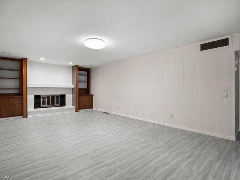 32633 Woodridge Court, North Ridgeville, OH 44039 Photo 11