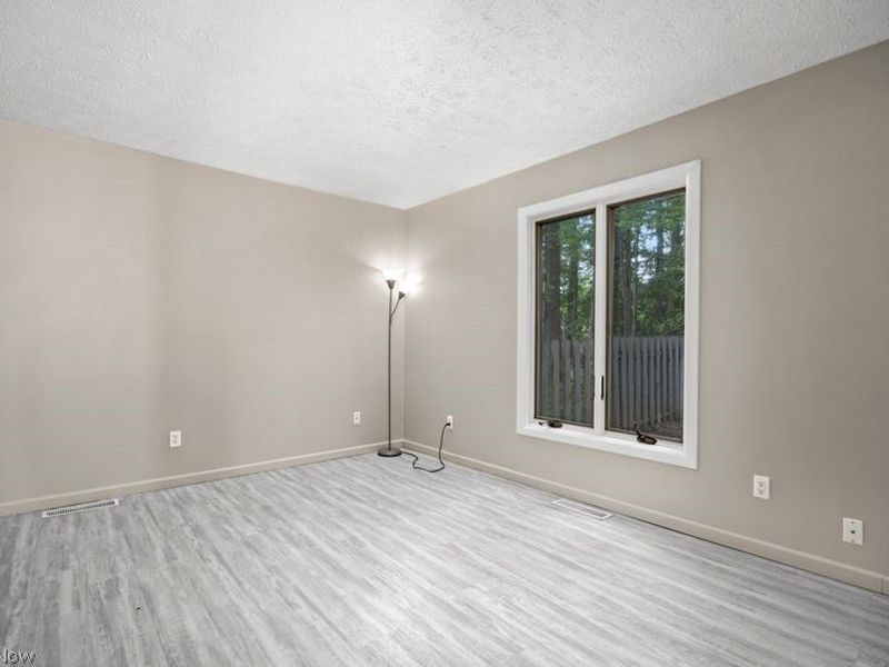 32633 Woodridge Court, North Ridgeville, OH 44039 Photo 20