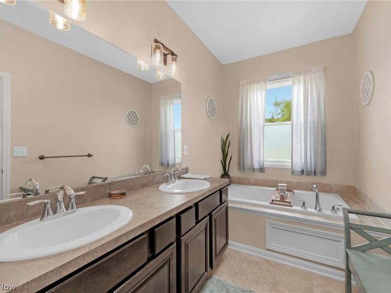 23201 Lakeridge Way, Columbia Station, OH 44028 Photo 22