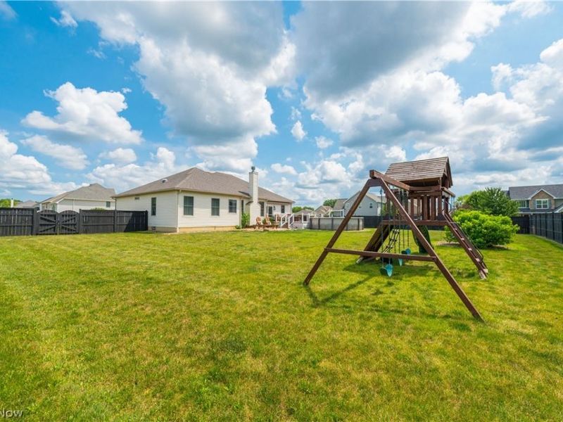 23201 Lakeridge Way, Columbia Station, OH 44028 Photo 36
