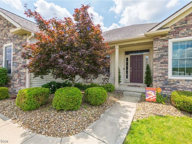 23201 Lakeridge Way, Columbia Station, OH 44028 Photo 4