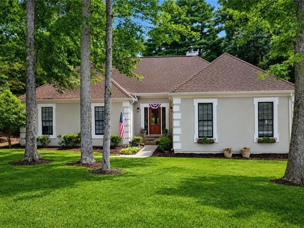 4380 Dunmore Road NE, Marietta, GA 30068