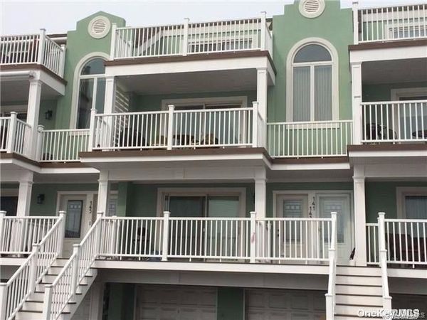 143 W Broadway , Long Beach, NY 11561