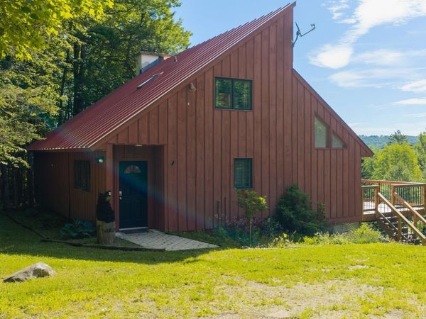 95 Hemlock Drive, Londonderry, VT 05343