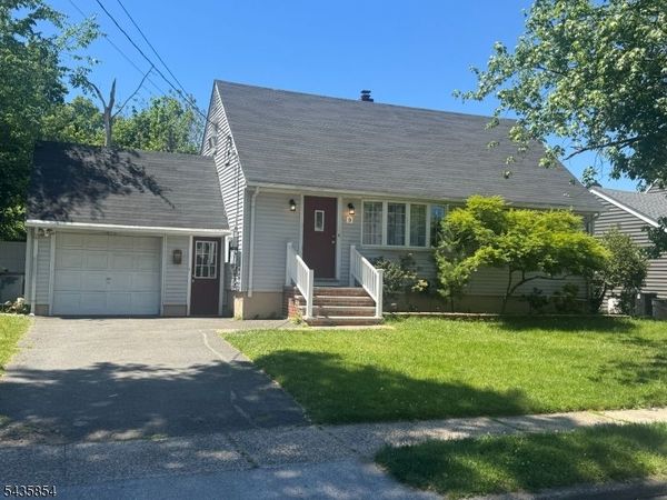 9 Wallace Ln, Woodland Park, NJ 07424