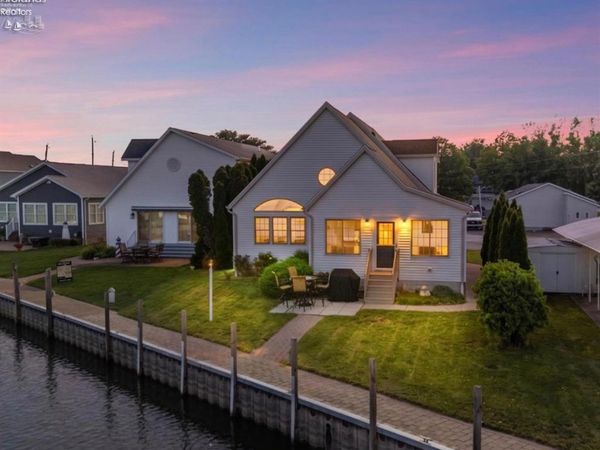 1551 N Anchor Avenue, Port Clinton, OH 43452