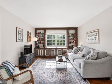 1708 W ABINGDON DRIVE , Unit 202, ALEXANDRIA, VA 22314