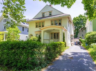 20 Calumet St , Rochester, NY 14610