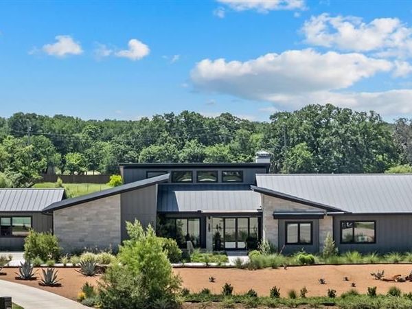 2036 High Meadow Court, Bartonville, TX 76226