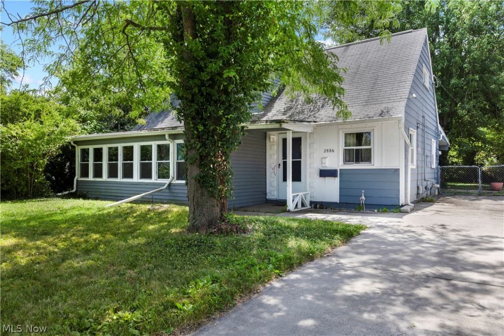 2886 Grant Street, Lorain, OH 44052 Main Photo