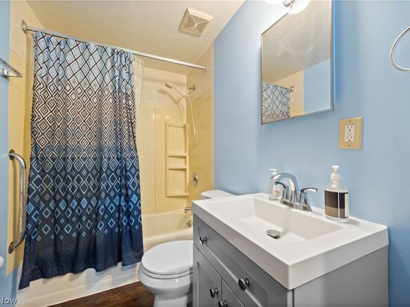 2886 Grant Street, Lorain, OH 44052 Photo 11