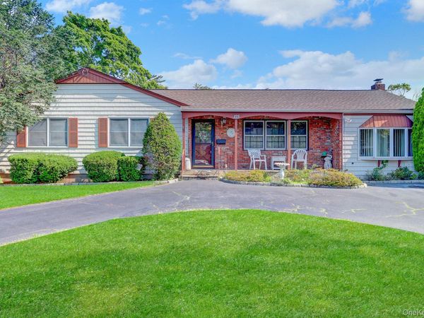 175 Franklin Street , Patchogue, NY 11772