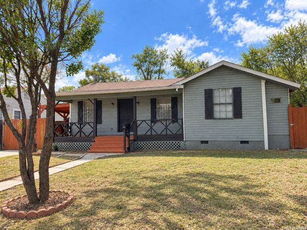 106 ROLLINS AVE, San Antonio, TX 78228