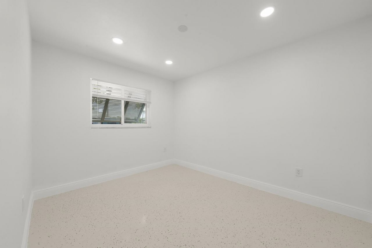 1040 Edgemere Dr, Fort Myers, FL 33919 Photo