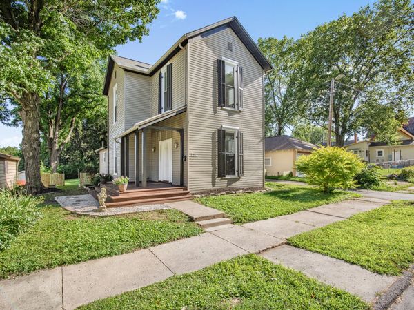 225 E Jackson, Knightstown, IN 46148